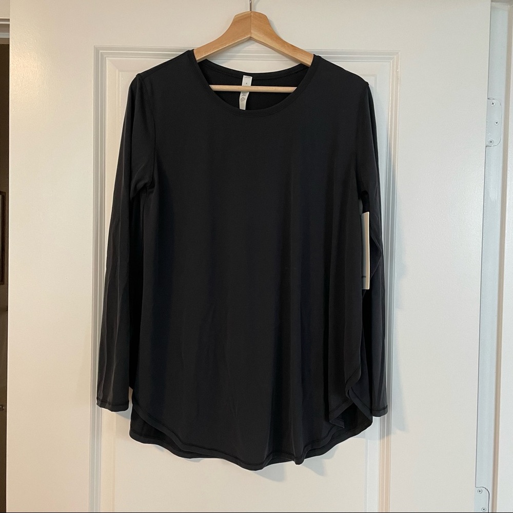 NWT lululemon athletica Draped Bum Covering Long Sleeve Shirt